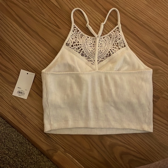 NWT Crochet Ribbed Built-in Bra Crop Top - Picture 2 of 2